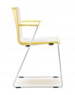 designová židle s područkami_tweet